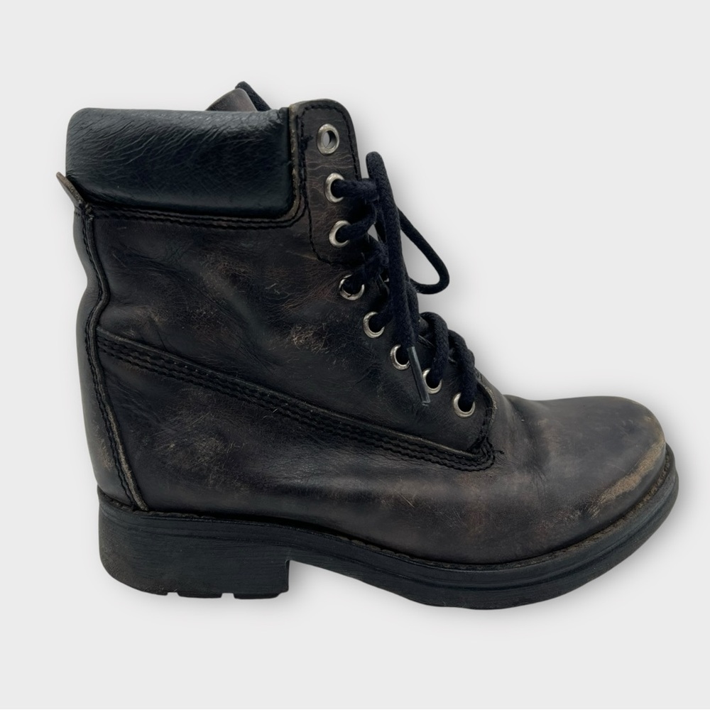 Madden Girl Distressed Combat Style Boots Women’s Size‎ 6 Booties Leather